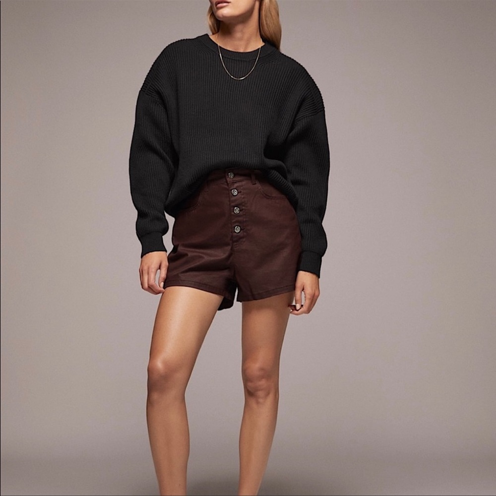 Zara ‘Mom Fit’ Shorts